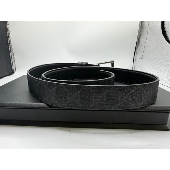 Gucci Reversible Rectangle Belt 28\